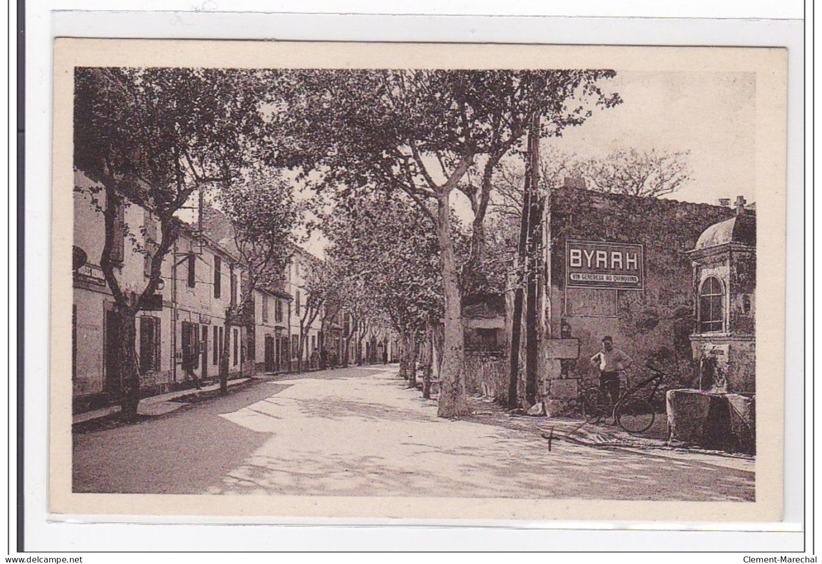 MAUSSANE : Avenue De Poste - Tres Bon Etat - Sonstige & Ohne Zuordnung