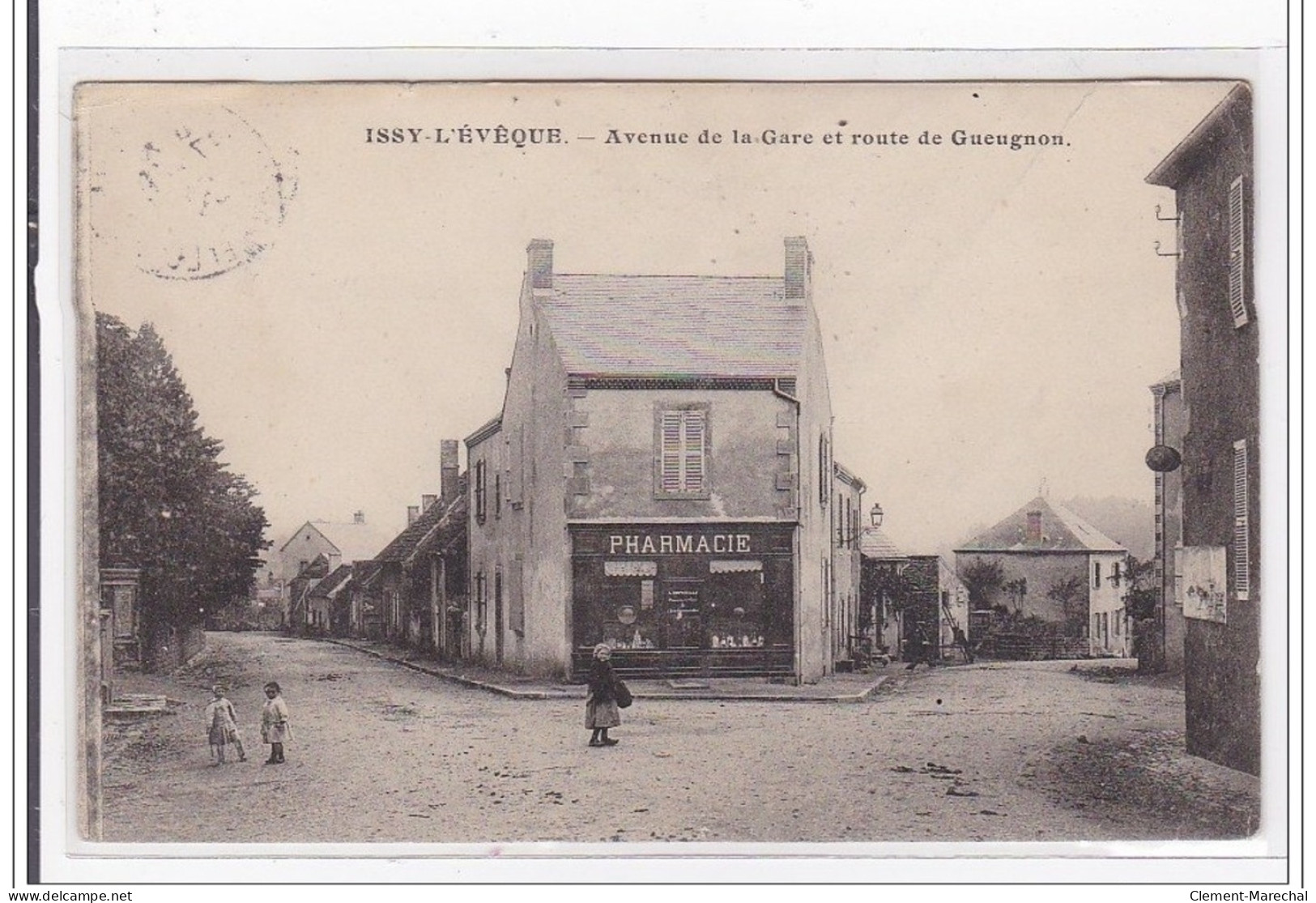 ISSY-L'EVEQUE : Avenue De La Gare Et Route De Gueugnon - Tres Bon Etat - Otros & Sin Clasificación