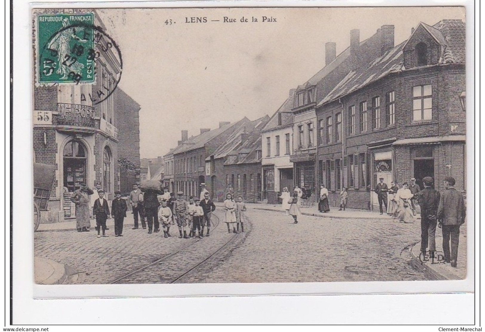 LENS : Rue De La Paix - Tres Bon Etat - Lens