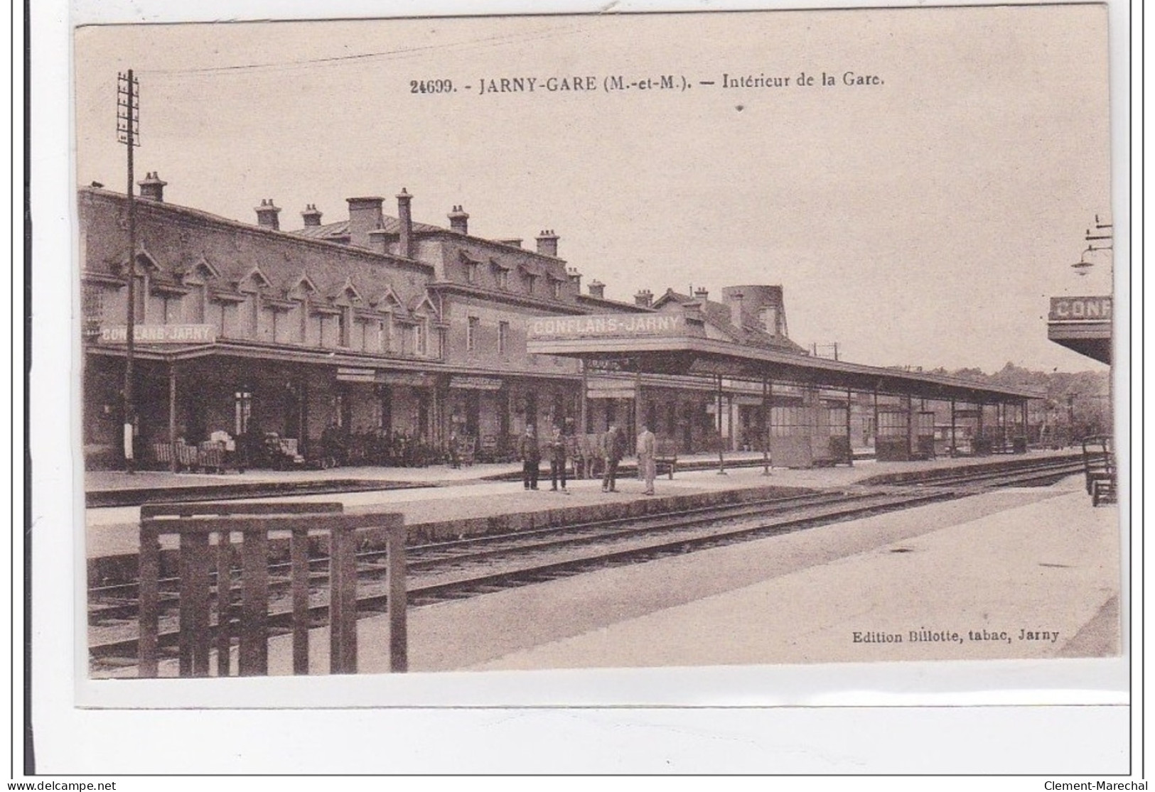 JARNY-GARE : Intérieur De La Gare - Tres Bon Etat - Jarny
