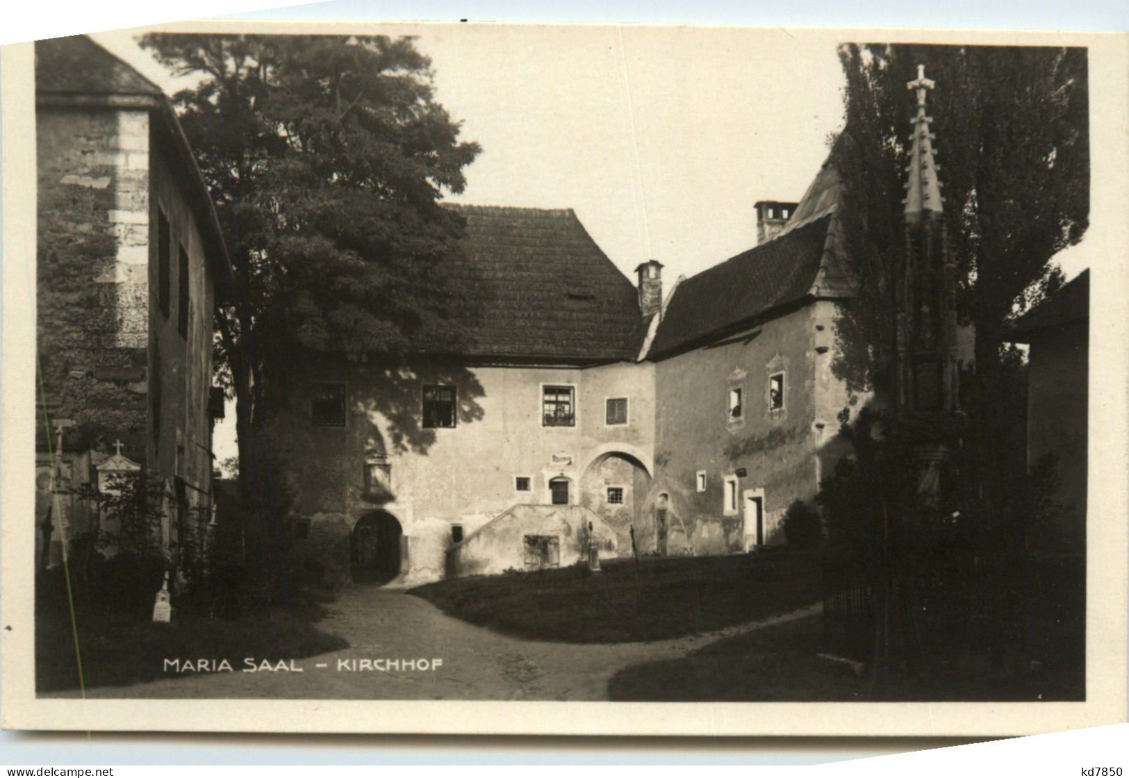 Maria-Saal, Kirchhof - Klagenfurt