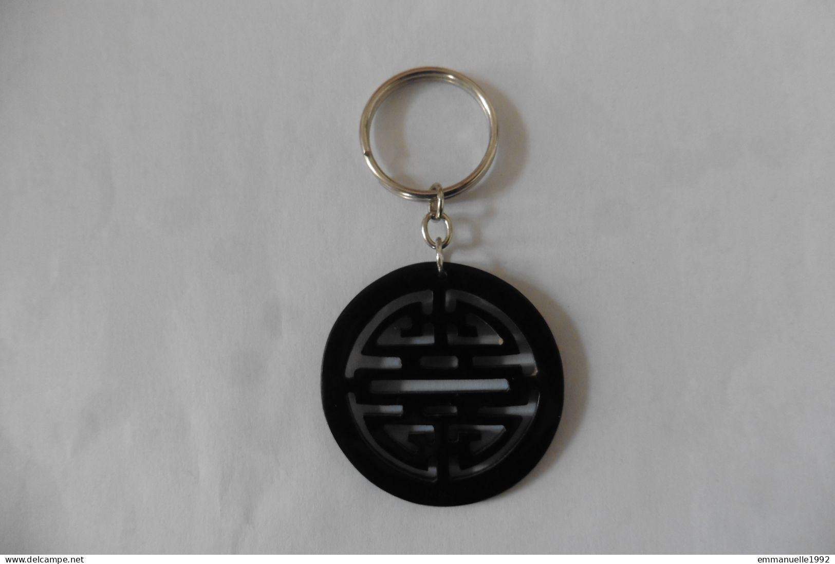 Porte-clé En Corne Sculptée Marron-noir Asie Signe Chinois De Calligraphie Longévité Et Bonheur - Key-rings