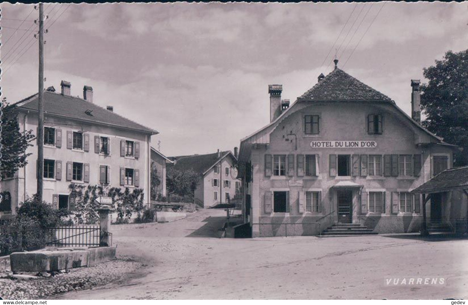 Vuarrens VD, La Place, Fontaine Et Hôtel Du Lion D'Or (8955) - Vuarrens