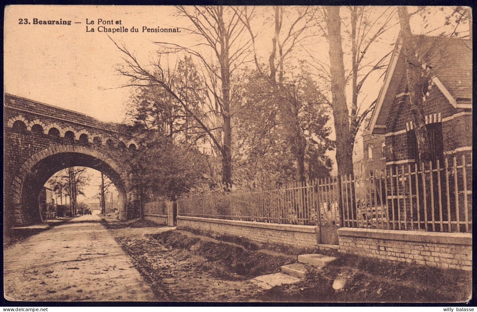 +++ CPA - BEAURAING - Le Pont Et La Chapelle Du Pensionnat  // - Beauraing