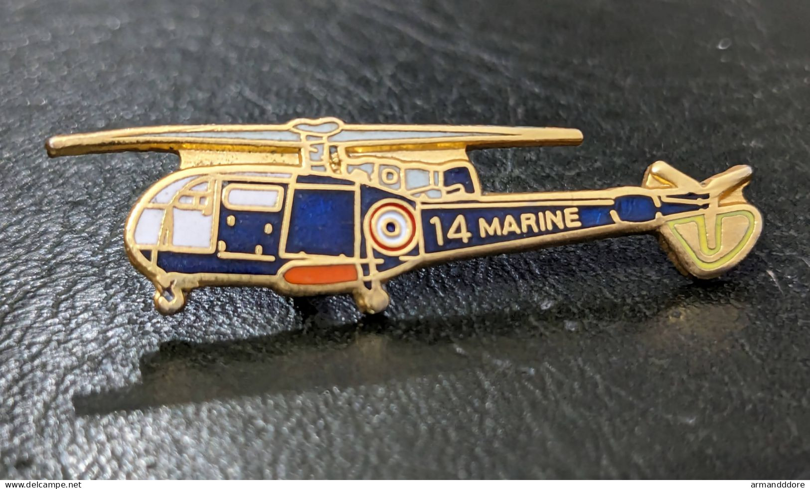 N Pins Pin's Insigne Militaire Helicoptere Sud-Aviation SA316 Alouette III Marine Nationale Gendarmerie Tres Bon état - - Army