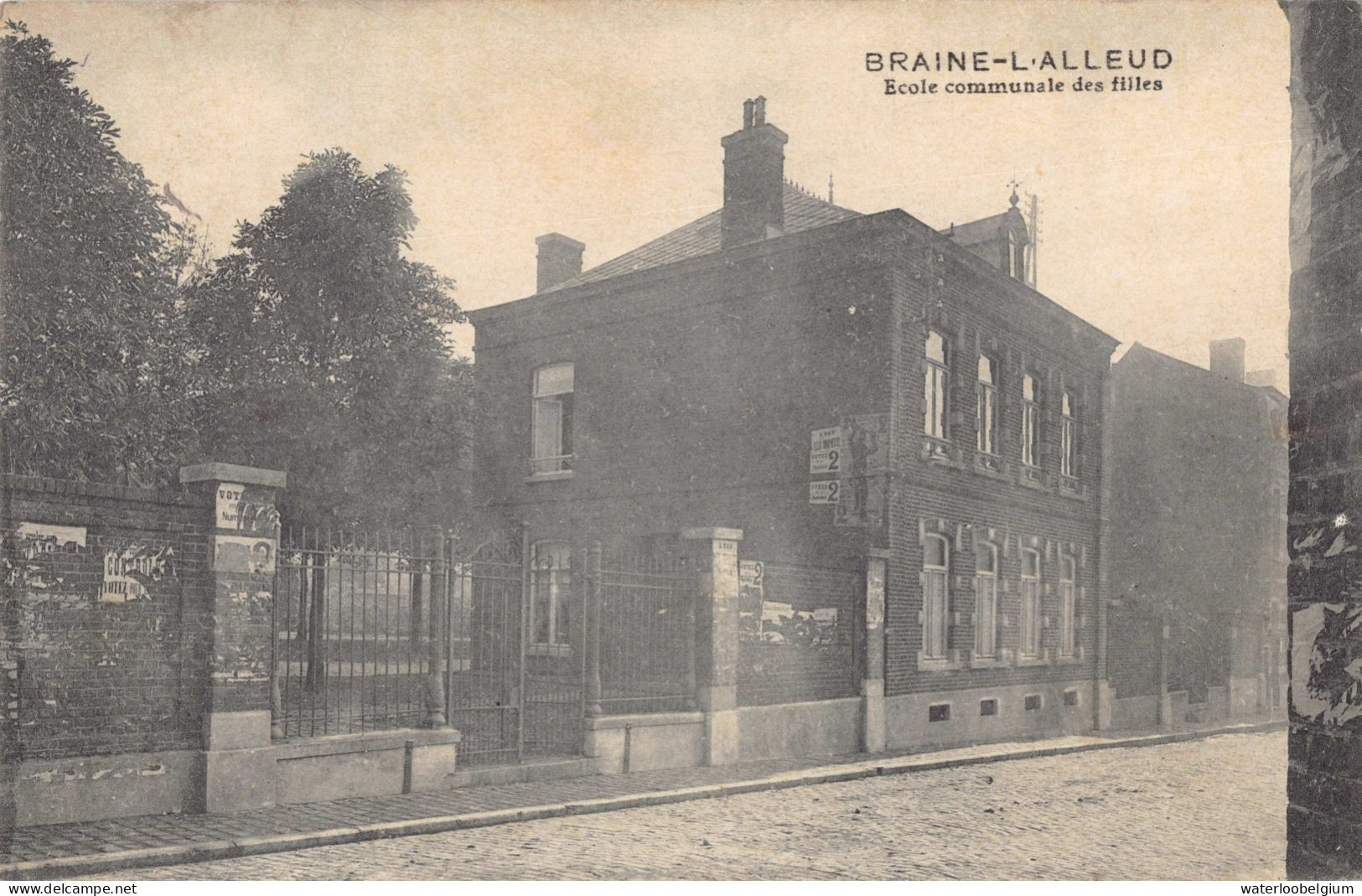 Braine-l'Alleud Ecole Communale Des Filles 1913 - Eigenbrakel