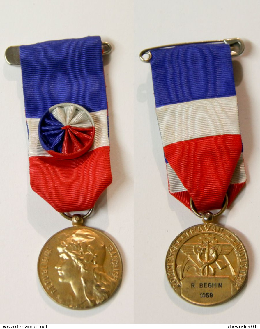 Médaille Civile-FR_001c_Commerce-Travail-Industrie_Vermeil_30 Ans_1959_20-20 - Professionnels / De Société