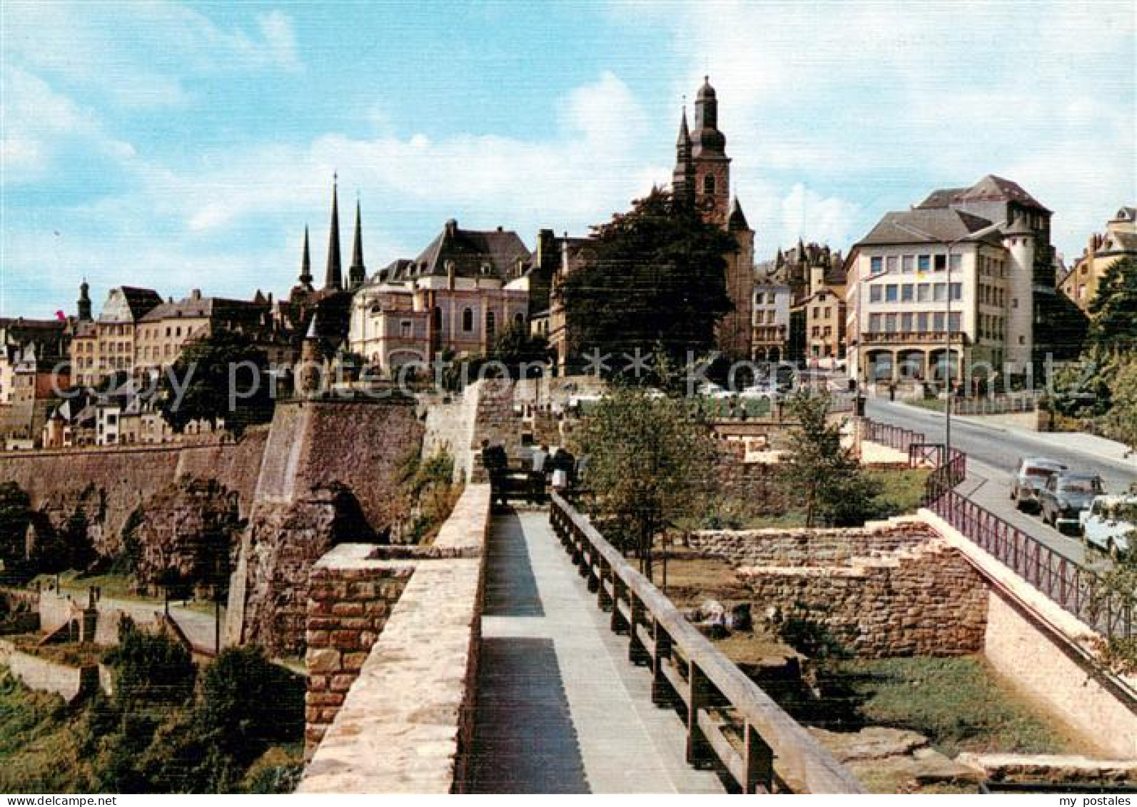 73627997 Luxembourg_Luxemburg Les Vestiges Des Rochers Du Bock - Sonstige & Ohne Zuordnung