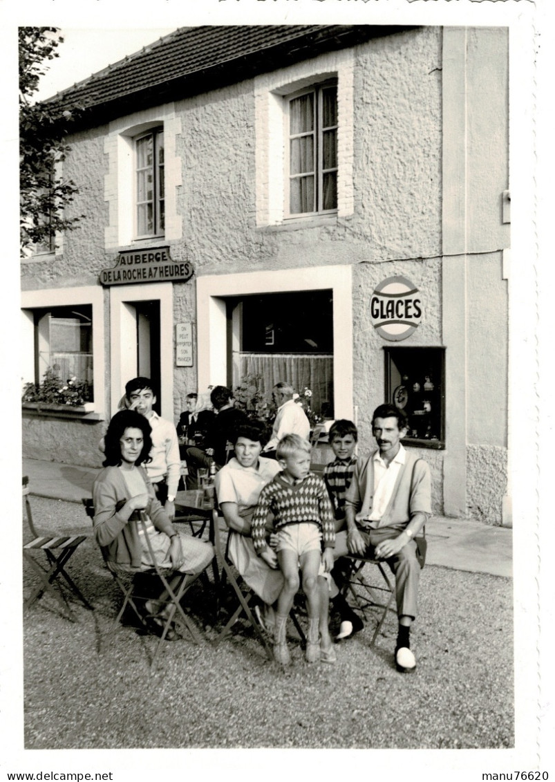 Ref 1 - Photo : Rare ! , Auberge De La Roche A 7 Heures , Monthermé , Ardennes - France . - Europa