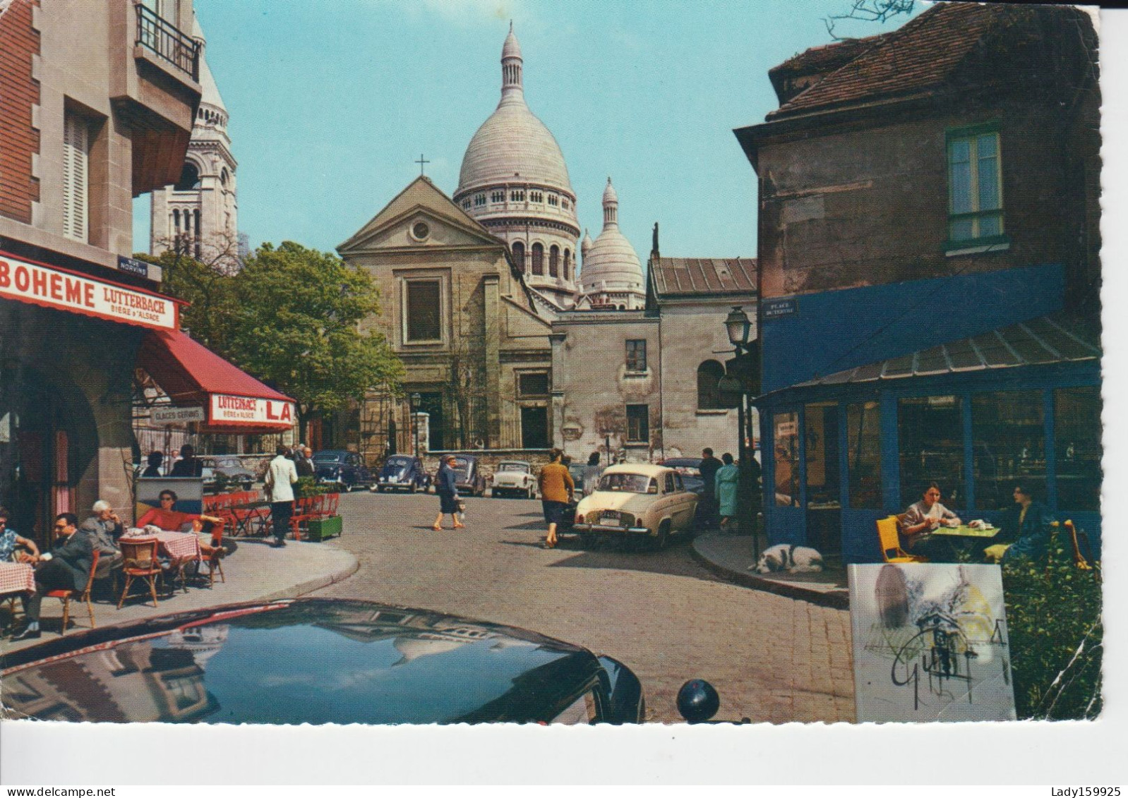 Paris Montmartre: La Place Du Tertre Église St Pierre Basislique Sacré-Coeur, Petit Café ``Boheme'' Chien Dors Anim CM 2 - Places, Squares