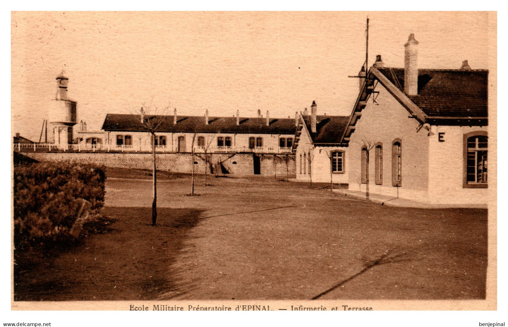 Ecole Militaire Préparatoire D'Epinal - Infirmerie Et Terrasse - Golbey