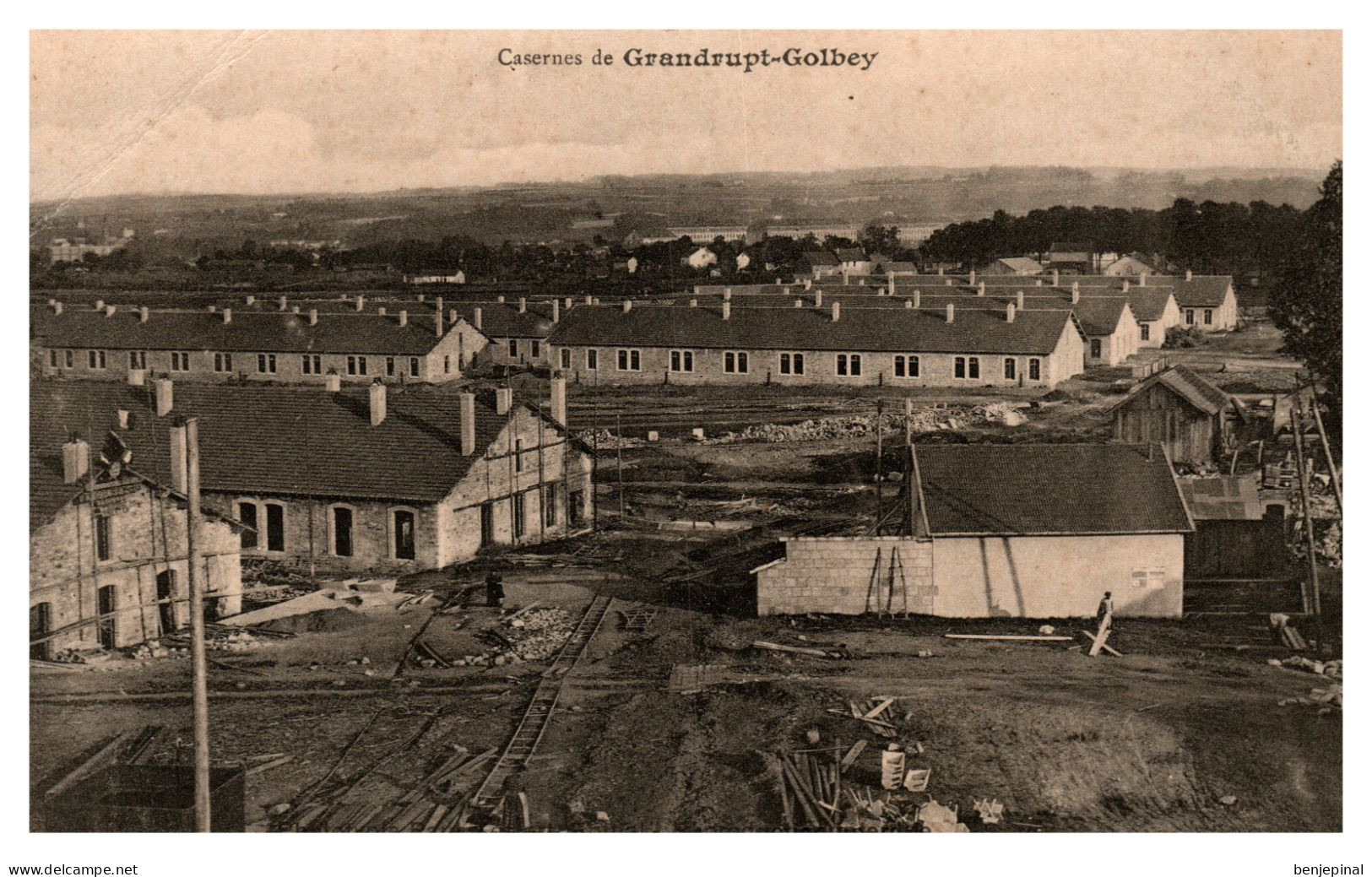 Casernes De Grandrupt-Golbey (éditeur Testart à Epinal) - Golbey