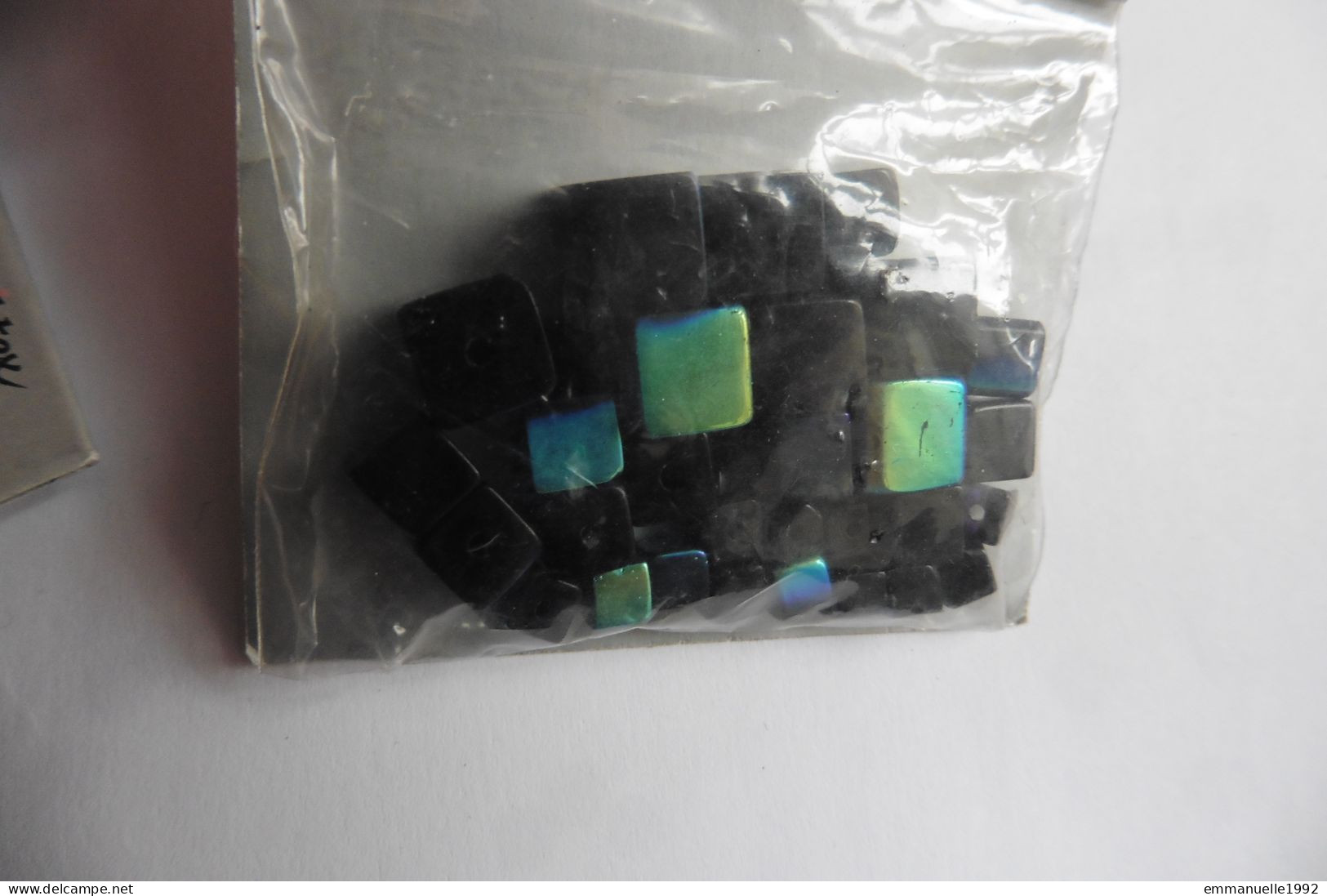 Sachet De 31 Perles Cubes Cristal Noir Cristaux à Reflets Irisés Aurore Boréale - Pour Création Bijoux - Otros & Sin Clasificación