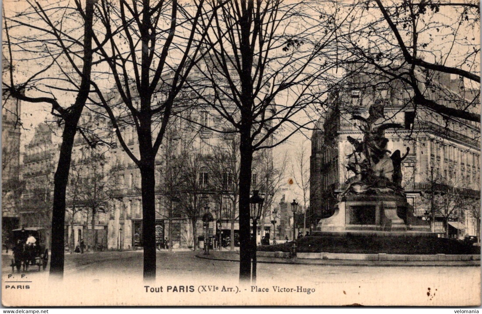 S16393 Cpa Tout Paris 16e - Place Victor Hugo - Arrondissement: 16