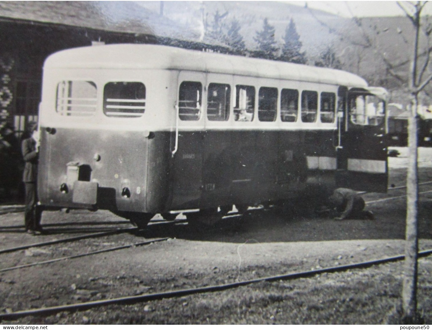 CP 81 Tarn  LACAUNE LES BAINS -  Autorail  , La Gare Vers 1950 - Sonstige & Ohne Zuordnung