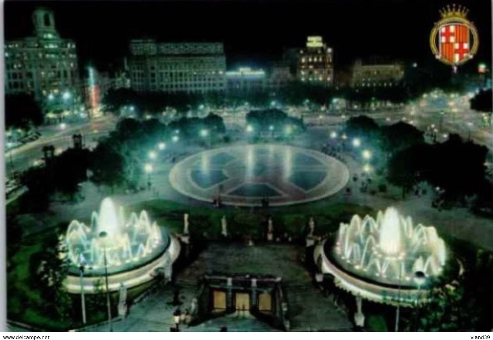 BARCELONA. -   Place De Catalogne. La Nuit.    -   Non Circulée.  Dépôt Légal 1963 - Barcelona