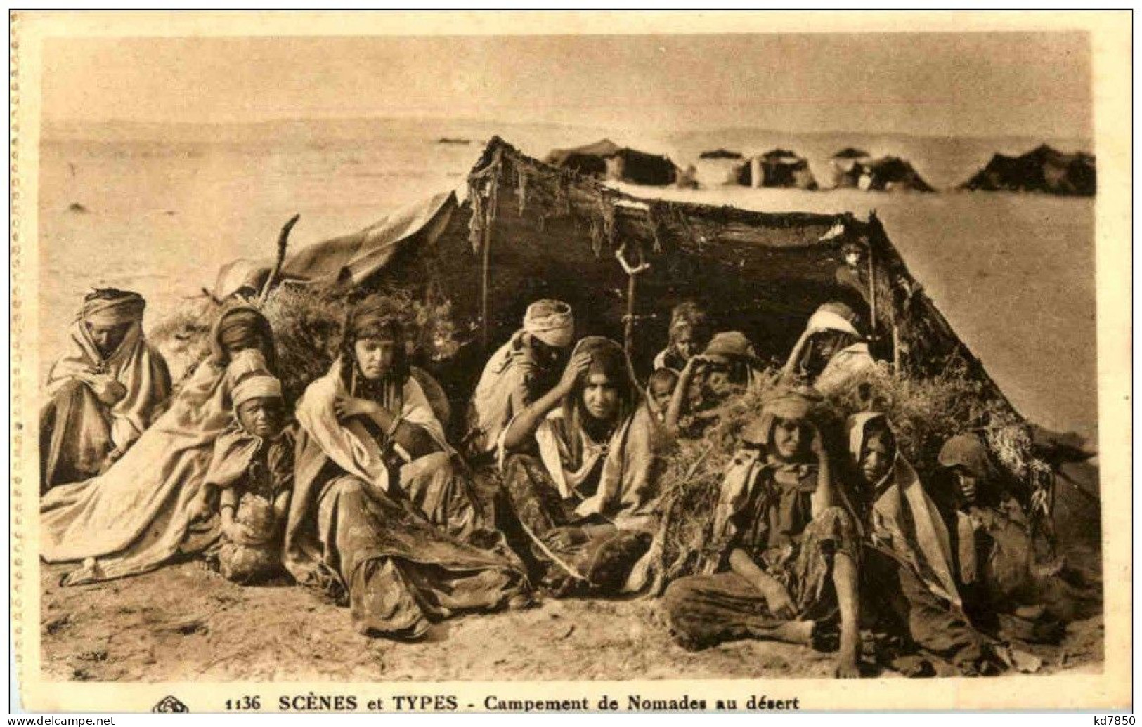 Scenes Et Types - Campement De Nomades Au Desert - Scene & Tipi