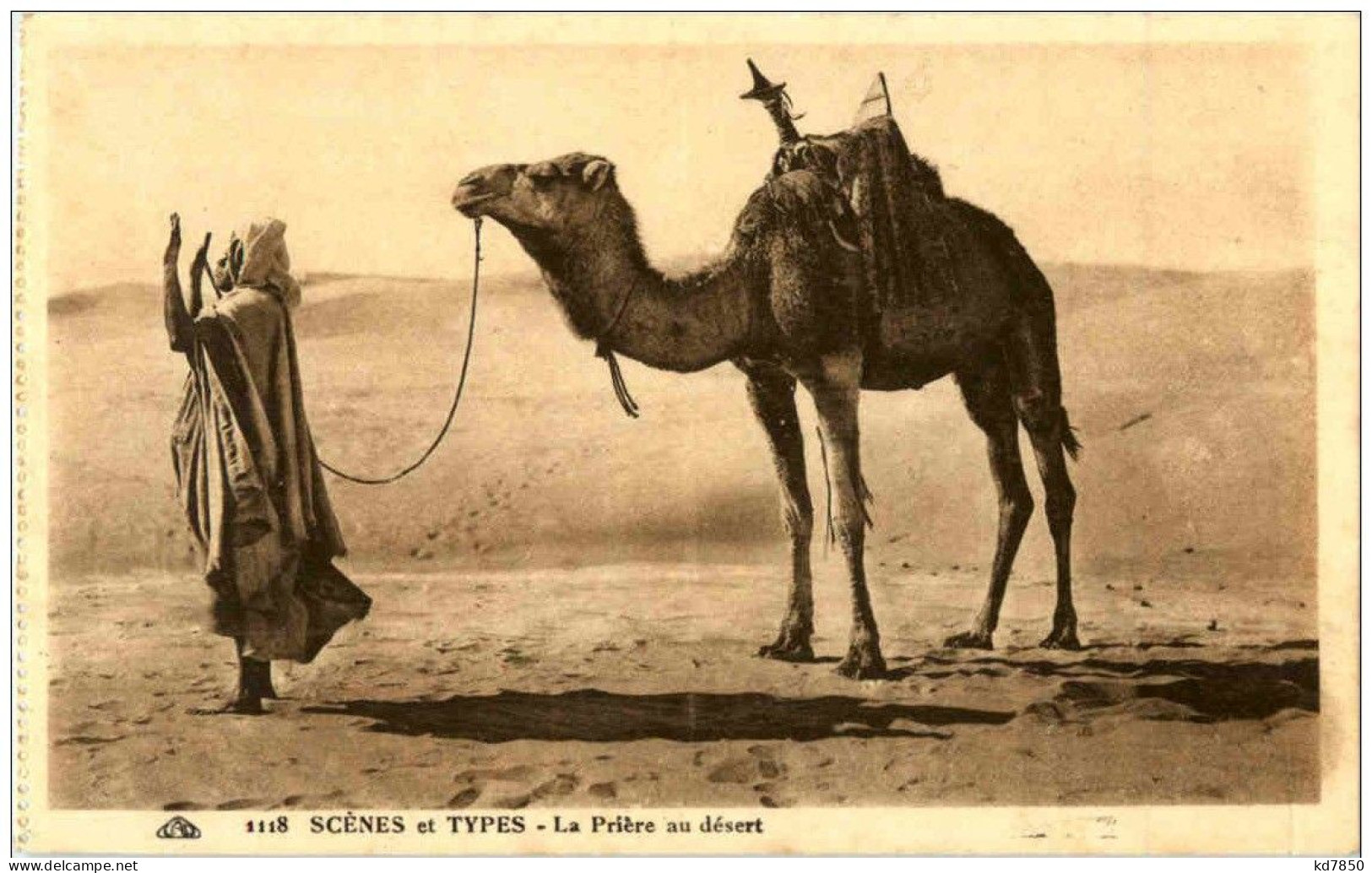 Scenes Et Types - La Priere Au Desert - Scenes