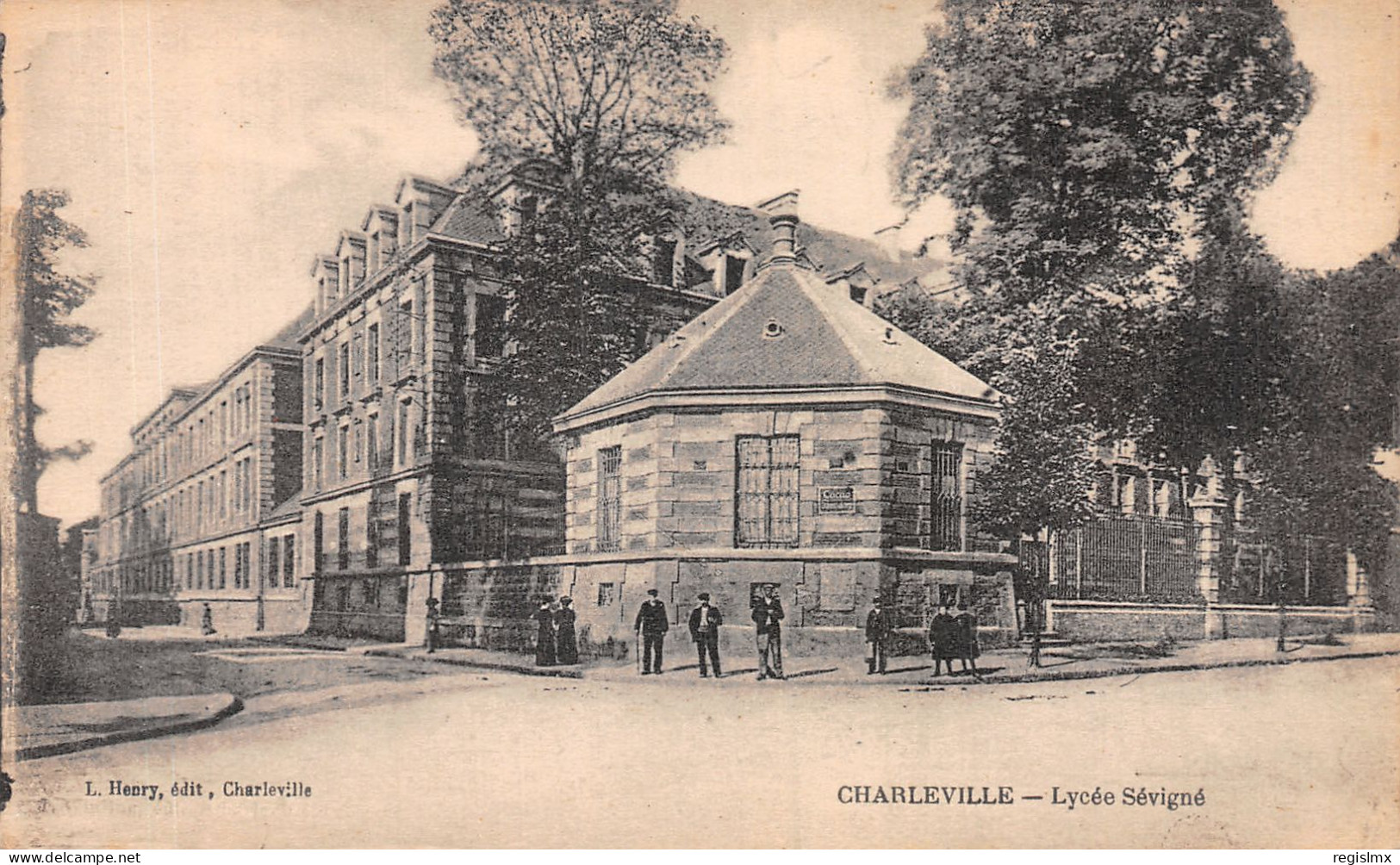 08-CHARLEVILLE-N°2115-B/0213 - Charleville