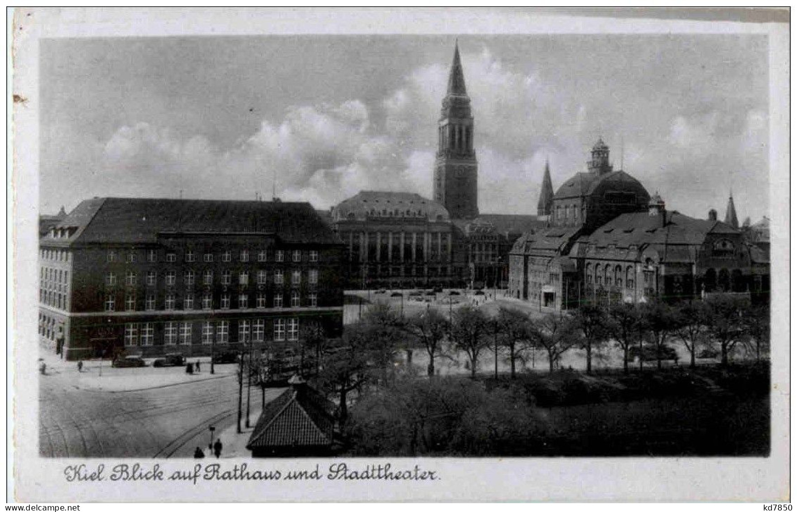 Kiel - Blick Auf Rathaus Und Stadttheater - Kiel