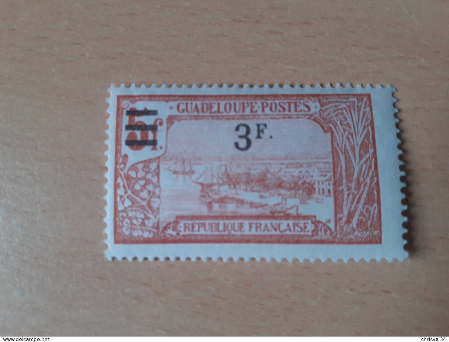 TIMBRE   GUADELOUPE       N  96     COTE  2,00   EUROS  NEUF  TRACE  CHARNIERE - Ungebraucht