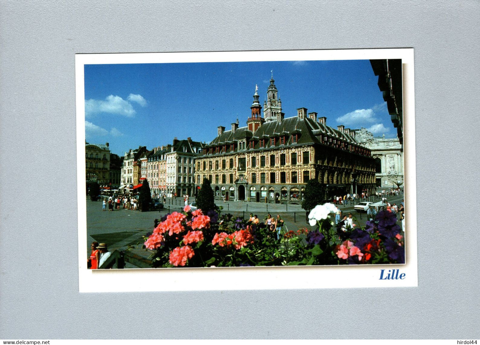 Lille (59) : La Place Du Générale De Gaulle Avec L'ancienne Bourse - Lille