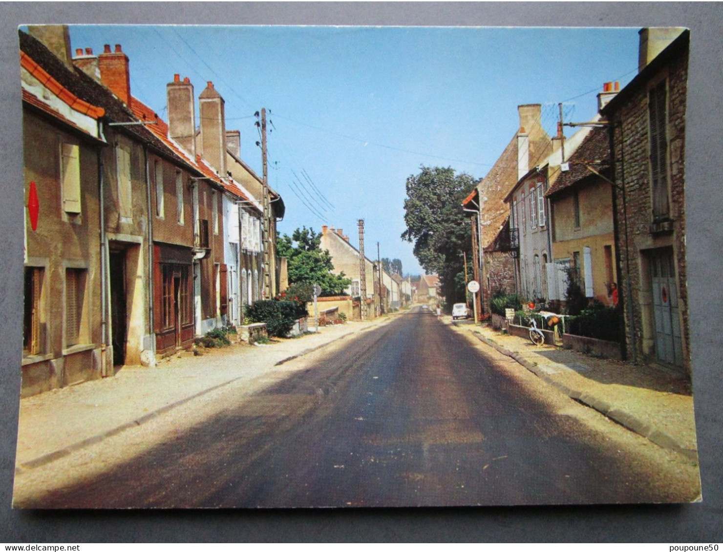CP 71 Saône Et Loire DEMIGNY  -  Route Traversant La Commune 1970 - Autres & Non Classés