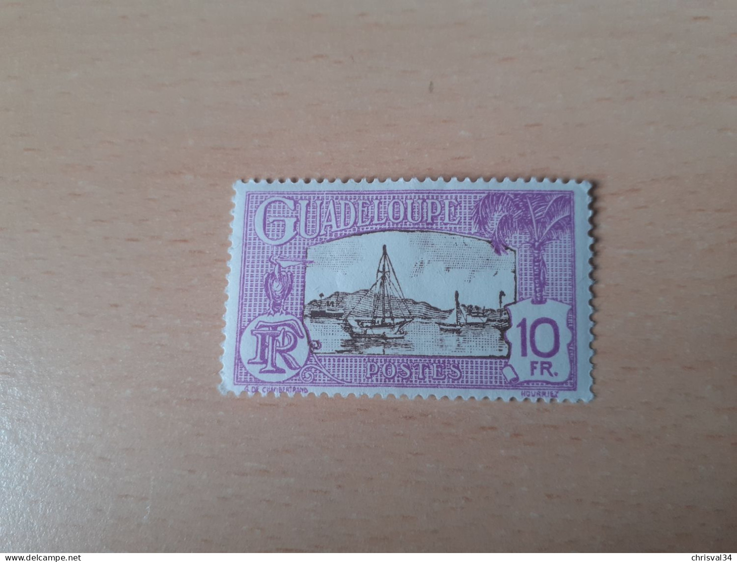 TIMBRE   GUADELOUPE       N  121    COTE  1,25   EUROS  NEUF  TRACE  CHARNIERE - Ungebraucht