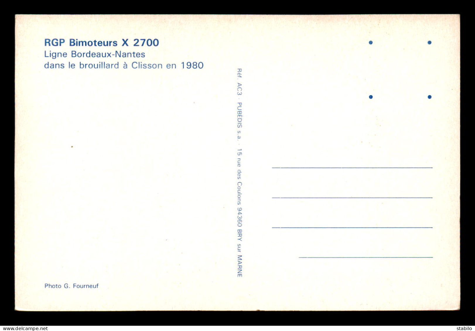 44 - CLISSON - TRAIN RGP BIMOTEURS X 2700 DANS L BROUILLARD EN 1980 - CHEMIN DE FER - Clisson