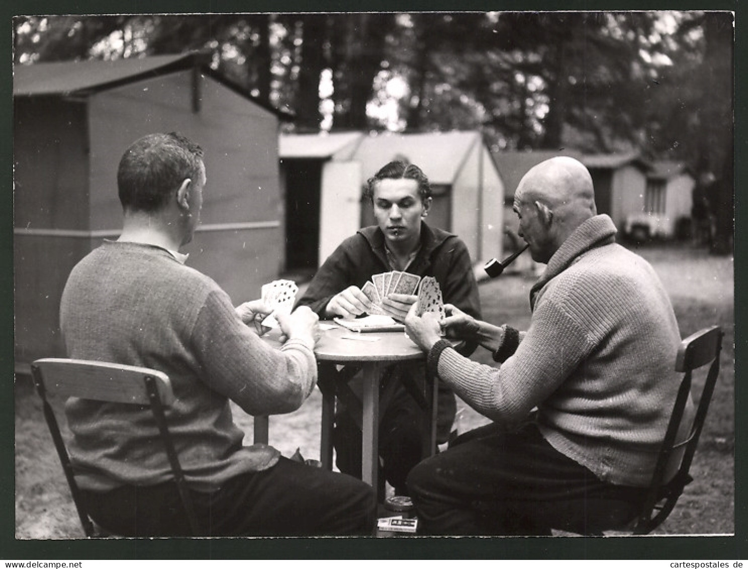 Fotografie Partie Skat Am Wochenende Auf Campingplatz, Kartenspiel  - Sonstige & Ohne Zuordnung