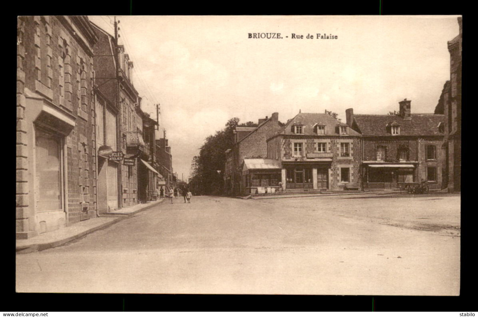 61 - BRIOUZE - RUE DE FALAISE - Briouze