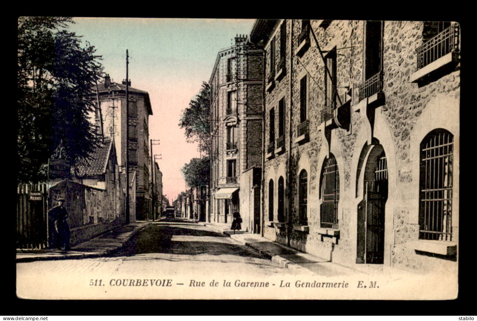 92 - COURBEVOIE - RUE DE LA GARENNE - LA GENDARMERIE - Courbevoie