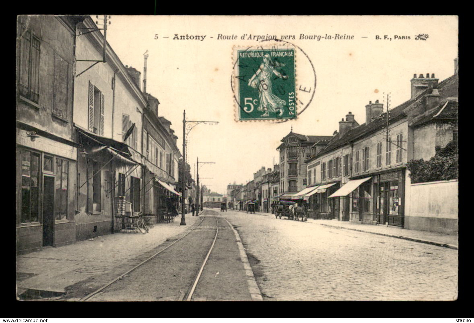 92 - ANTONY - STATION DU CHEMIN DE FER SUR ROUTE DE PARIS A ARPAJON - Antony