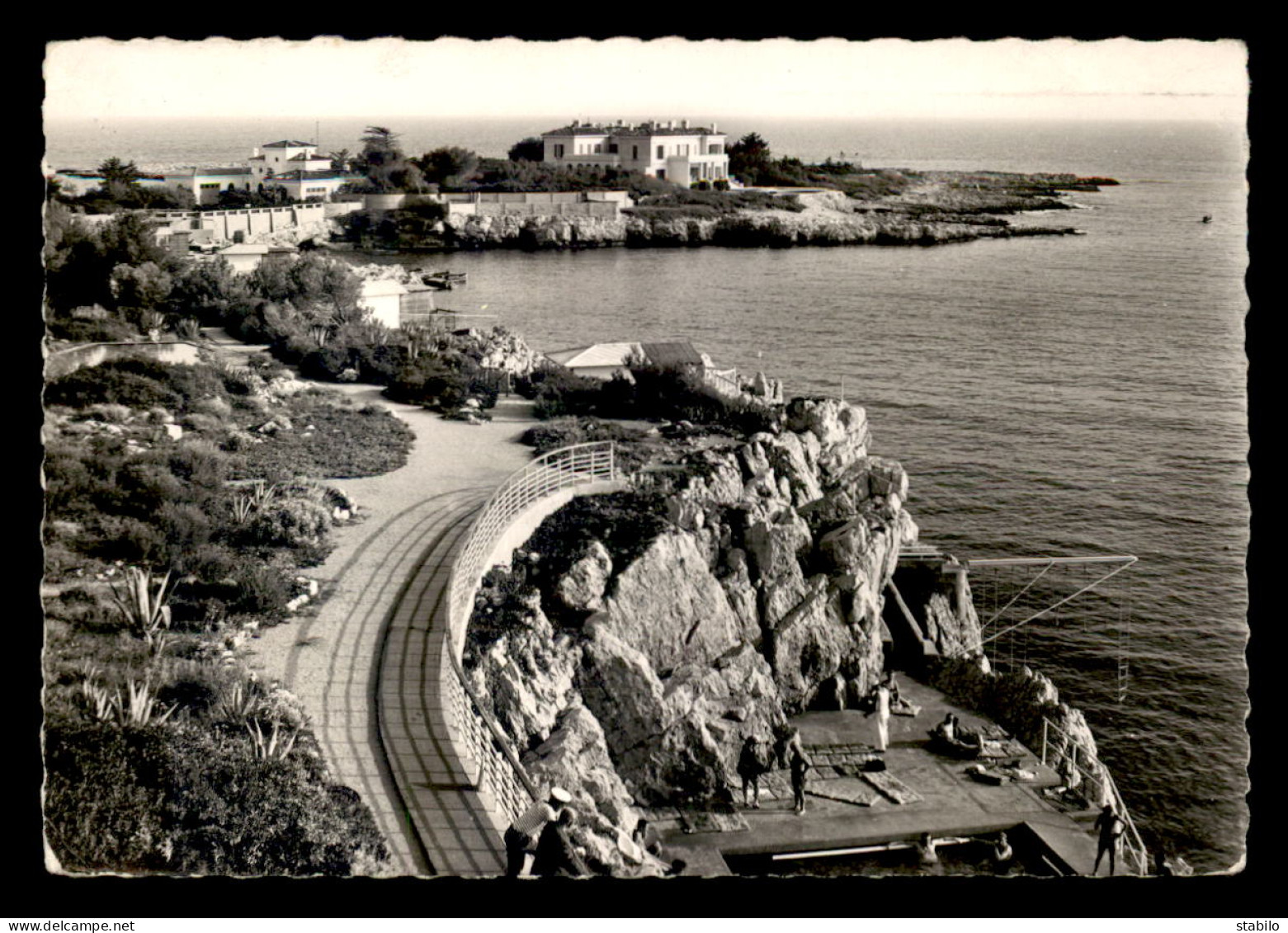 06 - LE CAP D'ANTIBES - EDEN-ROC ET LA POINTE DE L'ILETTE - Cap D'Antibes - La Garoupe