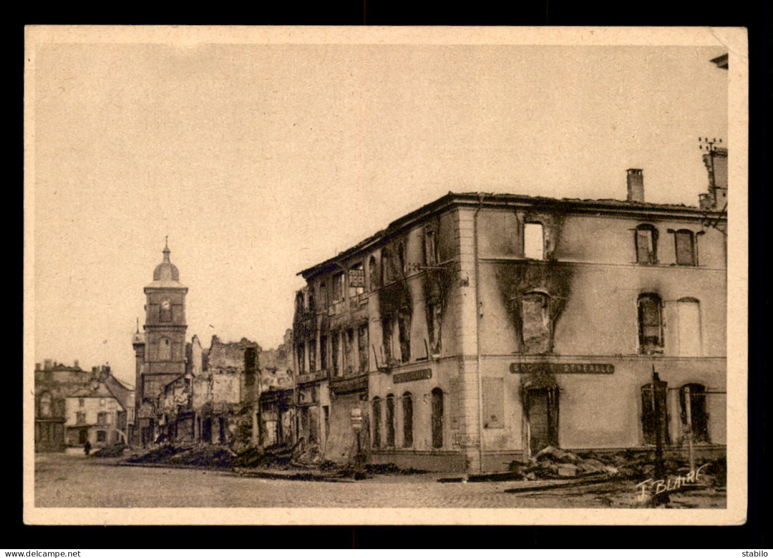 88 - SAINT-DIE - GUERRE 39/45 - RUE THIERS - Saint Die