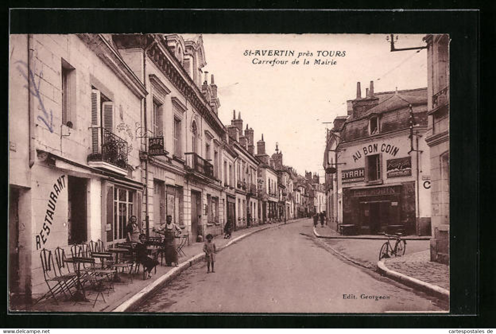 CPA St-Avertin, Carrefour De La Mairie  - Saint-Avertin
