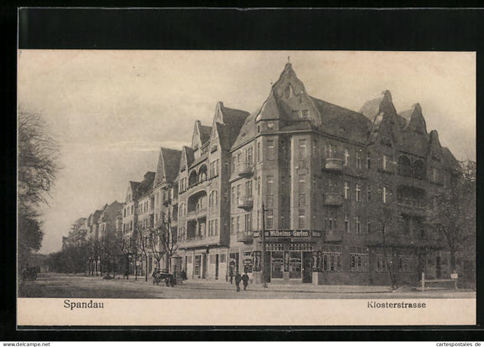 AK Berlin-Spandau, Passanten Auf Der Klosterstrasse  - Spandau