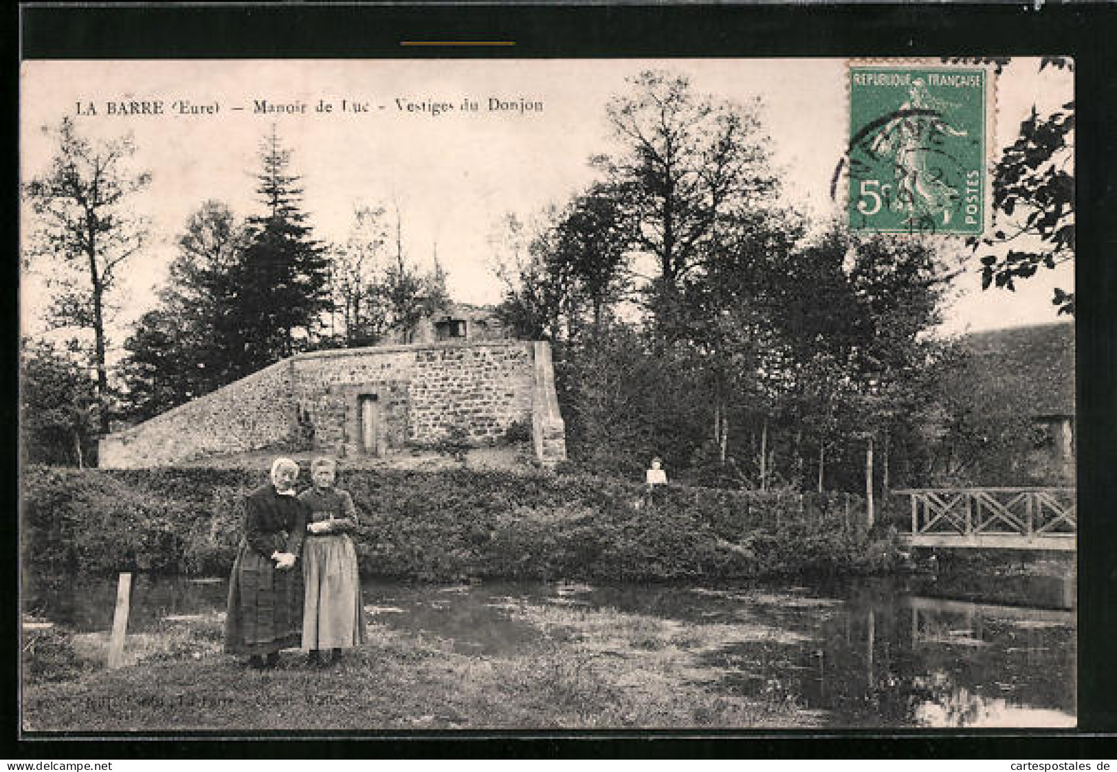 CPA La Barre, Manoir De Luc - Vestiges Du Donjon  - Le Manoir