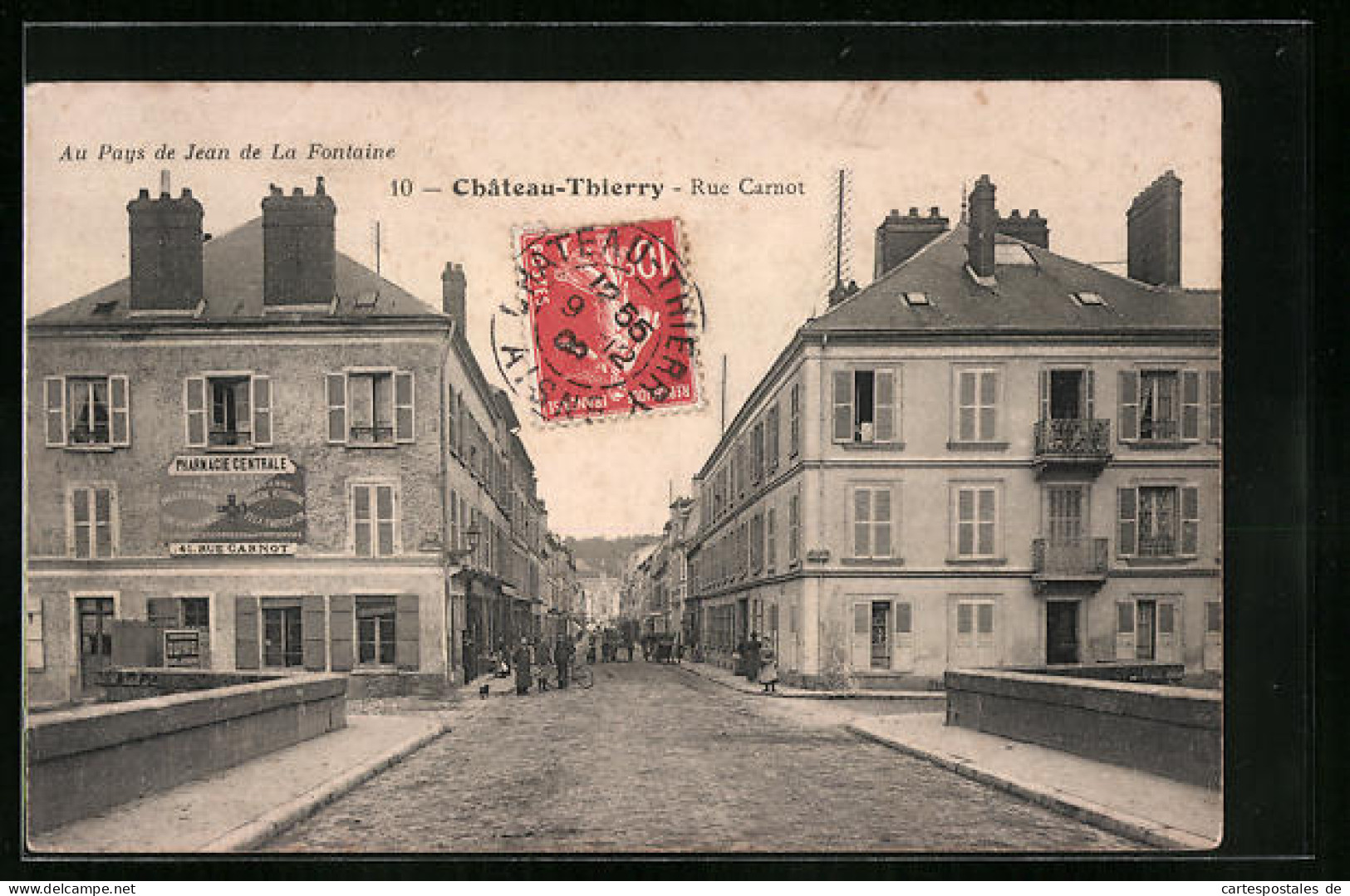 CPA Chateau-Thierry, Rue Carnot  - Chateau Thierry