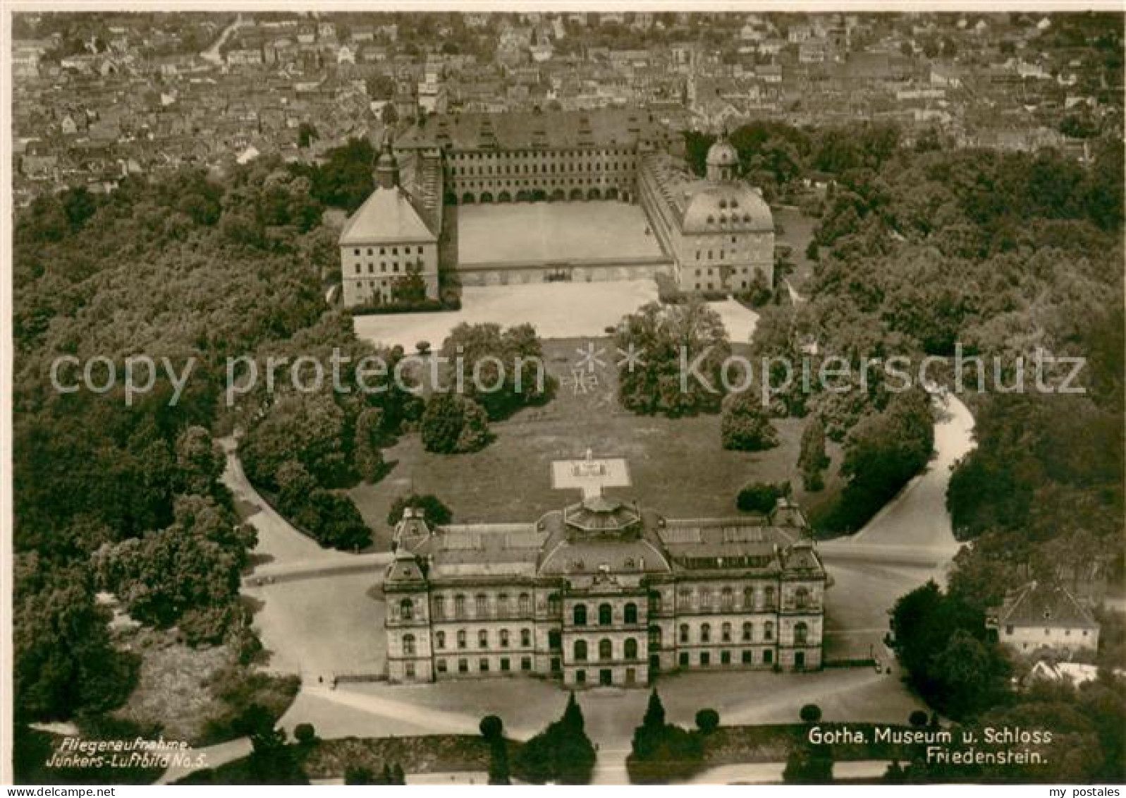 73624413 Gotha Thueringen Museum Und Schloss Friedenstein Fliegeraufnahme Gotha  - Gotha