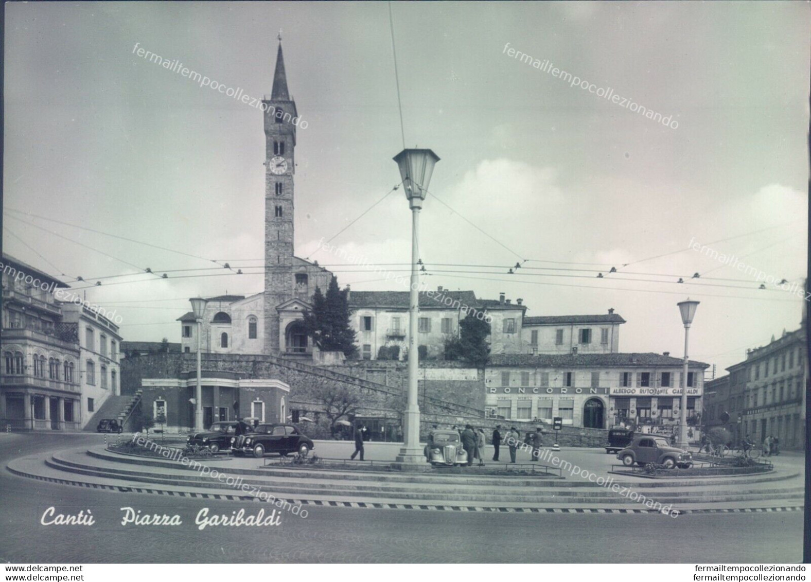 M573 Cartolina Cantu' Piazza Garibaldi  Provincia Di Como - Como