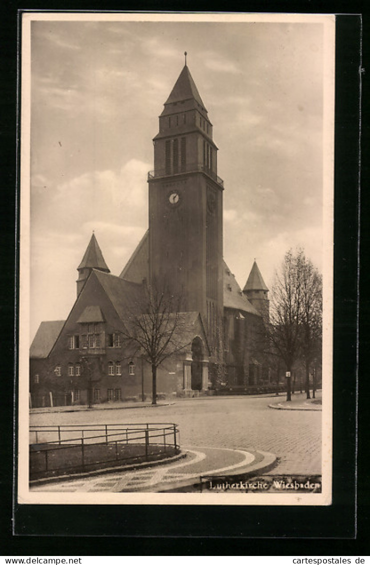 AK Wiesbaden, Blick Zur Lutherkirche  - Wiesbaden