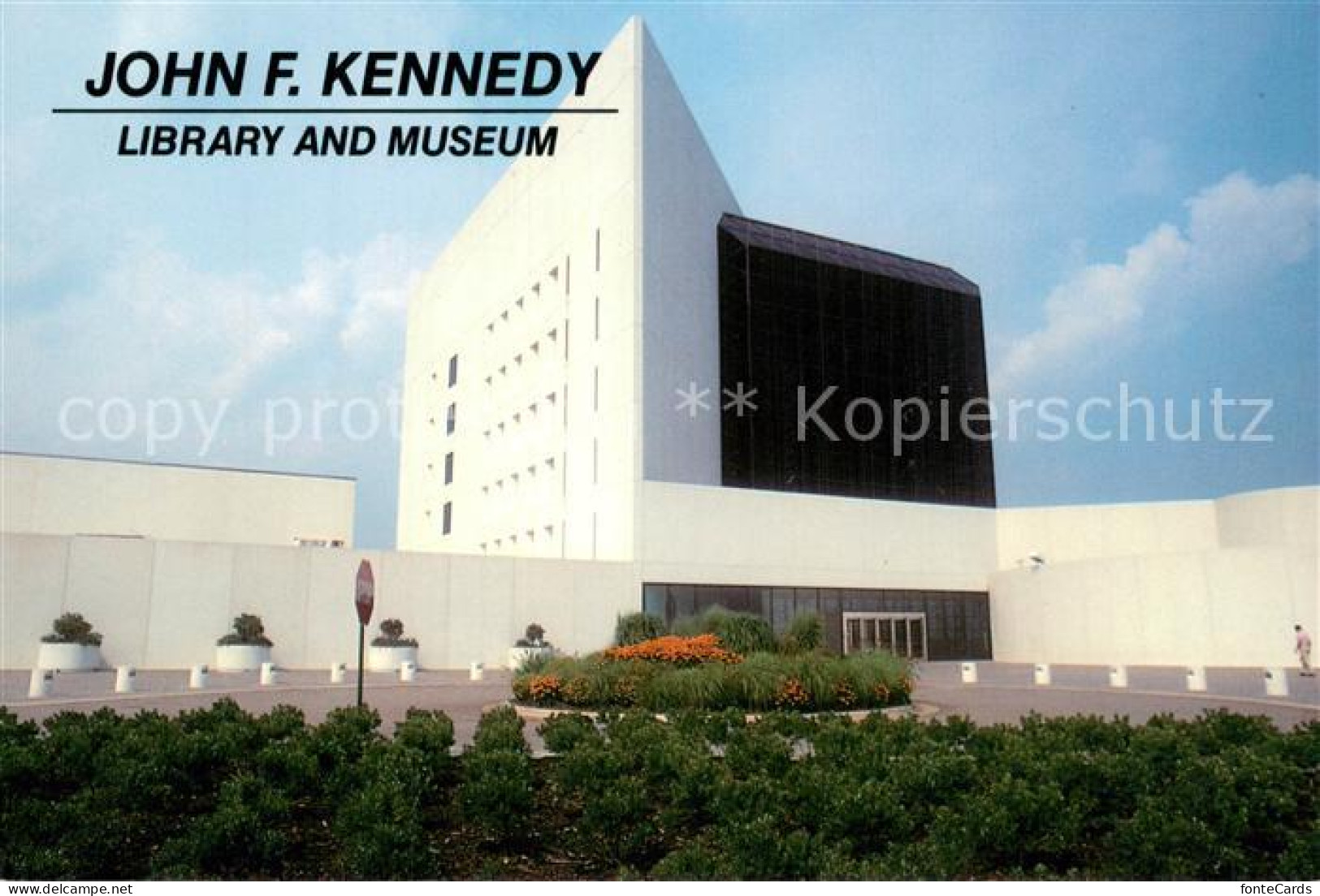 73704664 Boston_Massachusetts John F. Kennedy Library And Museum At Dorchester B - Altri & Non Classificati