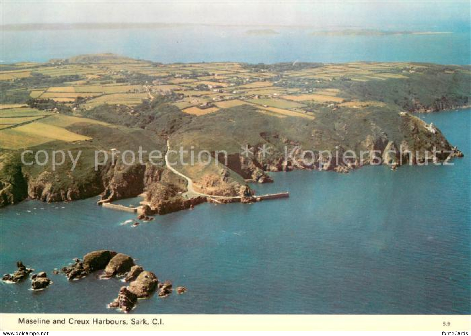73644242 Sark Island Maseline And Creux Harbours Channel Islands Aerial View Sar - Autres & Non Classés