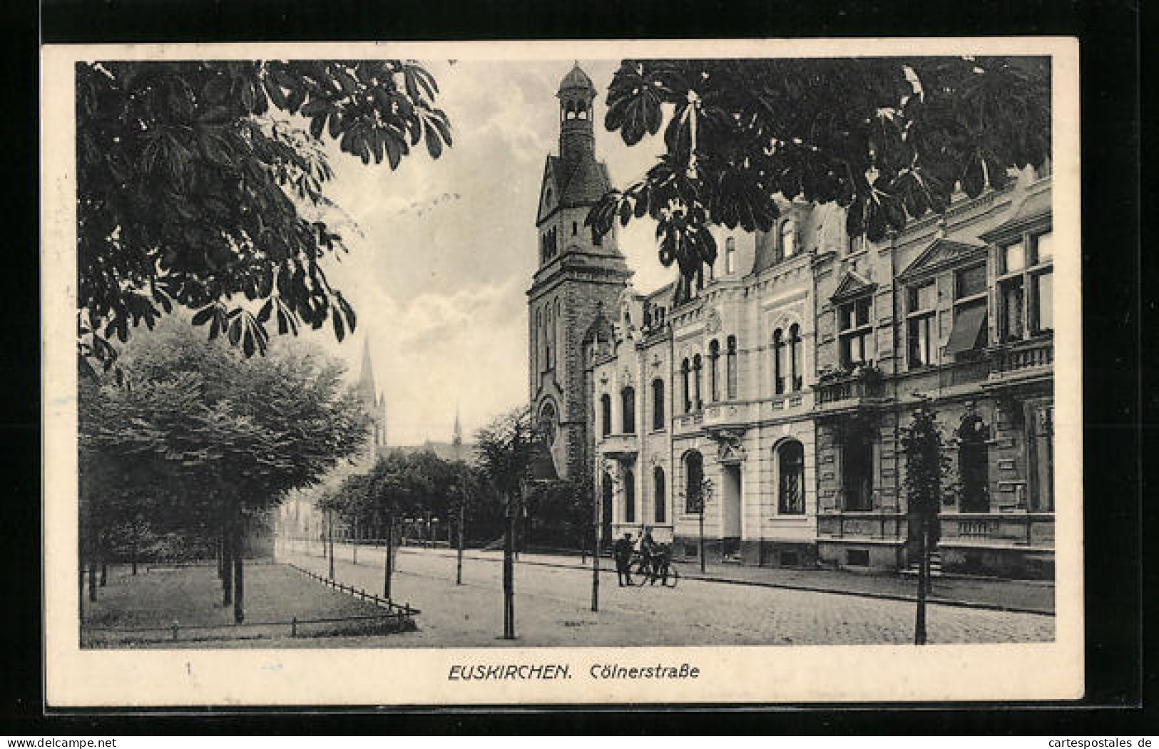 AK Euskirchen, Cölnerstrasse Mit Kirche  - Euskirchen