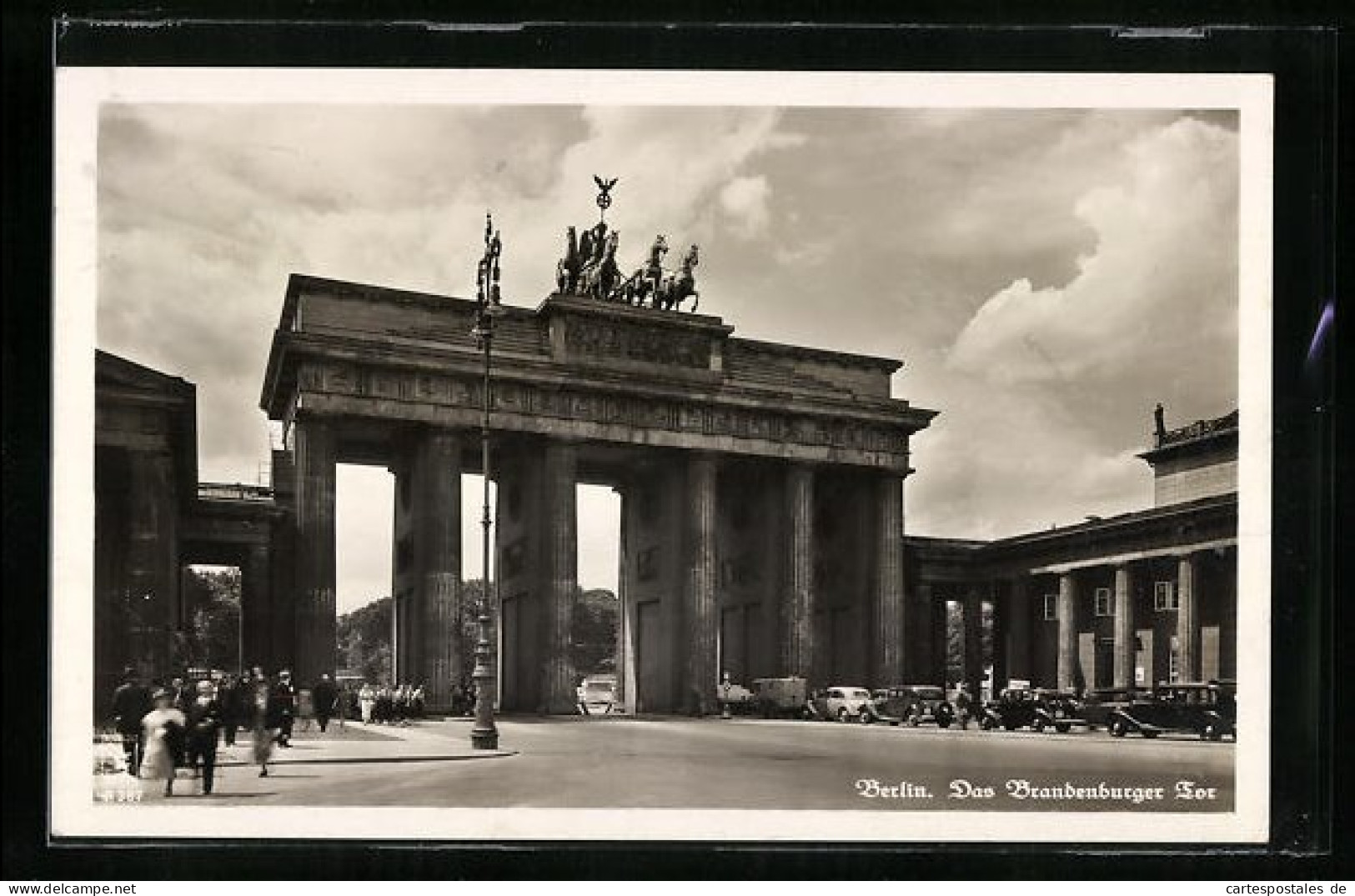 AK Berlin, Blick Zum Brandenburger Tor  - Andere & Zonder Classificatie