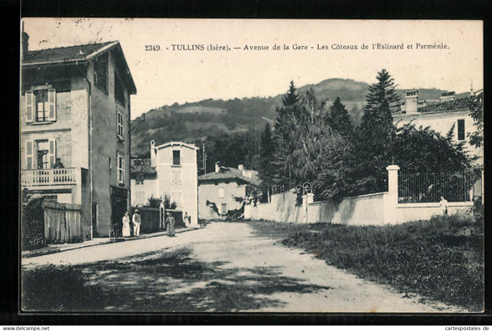 CPA Tullins, Avenue De La Gare, Les Coteaux De L`Eslinard Et Parménie  - Tullins