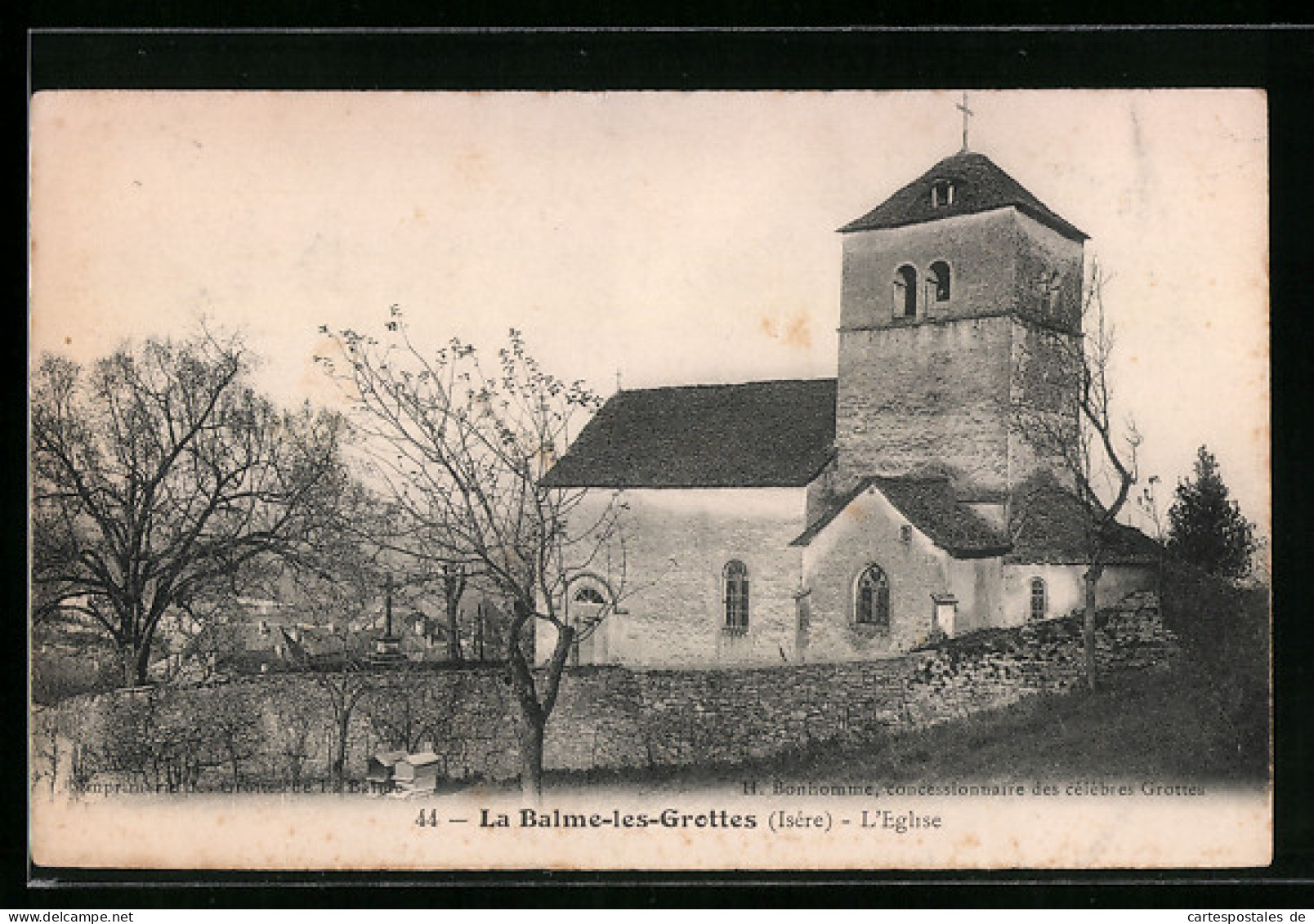 CPA La Balme-les-Grottes, L`Eglise  - La Balme-les-Grottes