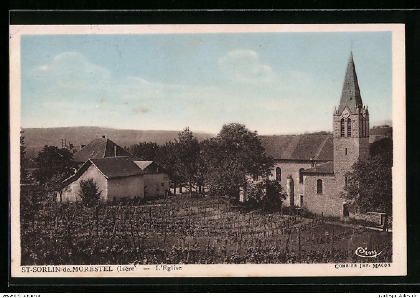 CPA St-Sorlin-de-Morestel, L'Eglise  - Morestel