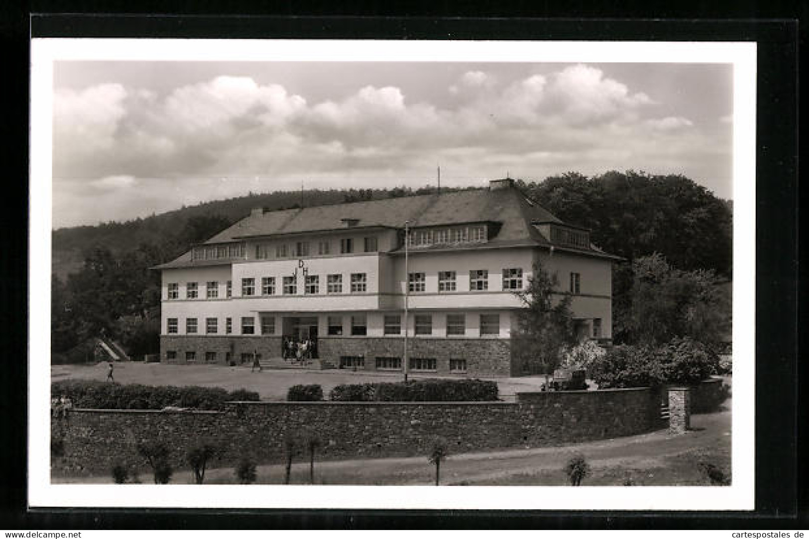 AK Rüdesheim /Rh., Jugendherberge, Gesamtansicht  - Rüdesheim A. Rh.